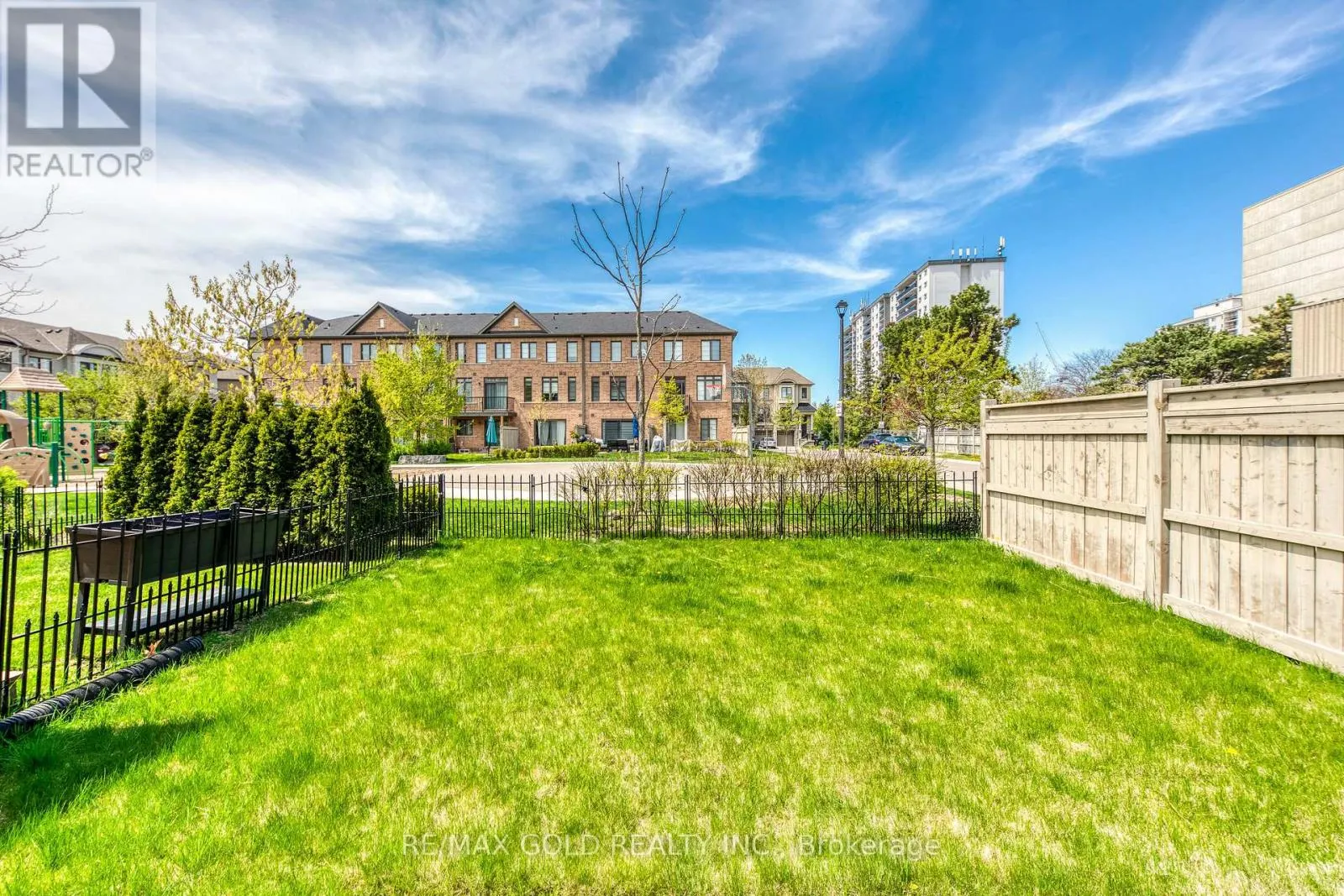 561 MERMAID CRESCENT