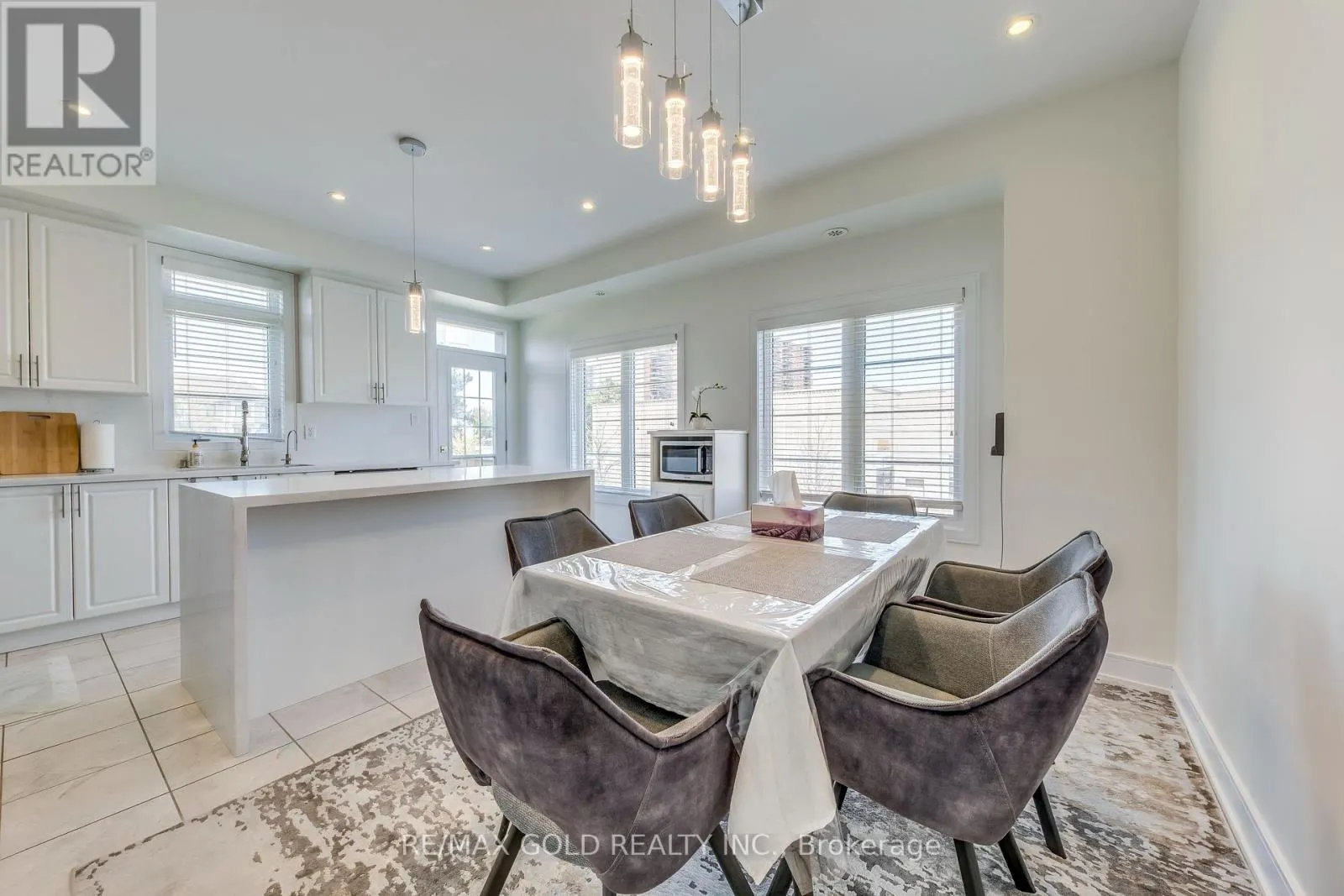 561 MERMAID CRESCENT