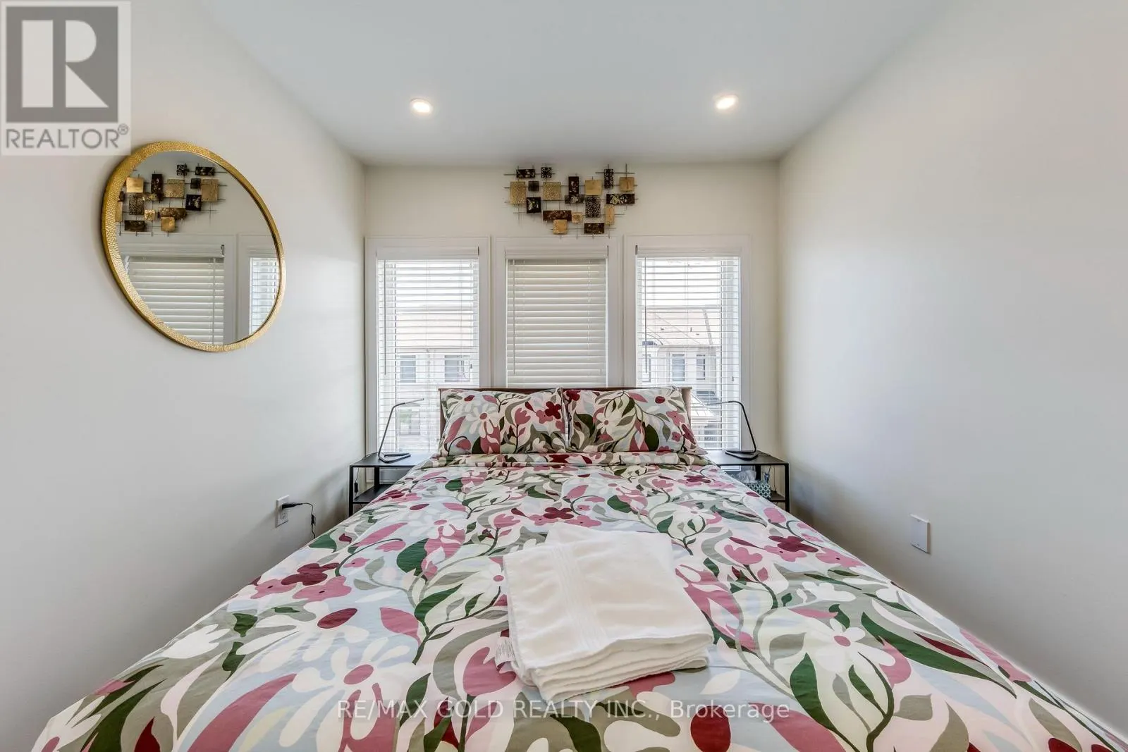 561 MERMAID CRESCENT