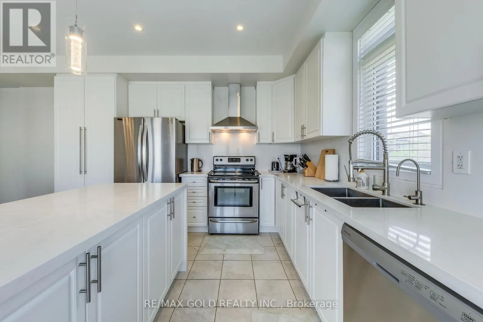 561 MERMAID CRESCENT