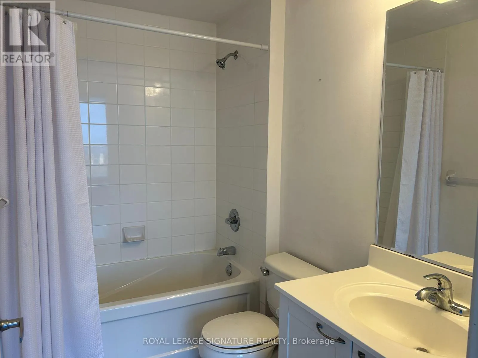 3005 - 385 PRINCE OF WALES DRIVE