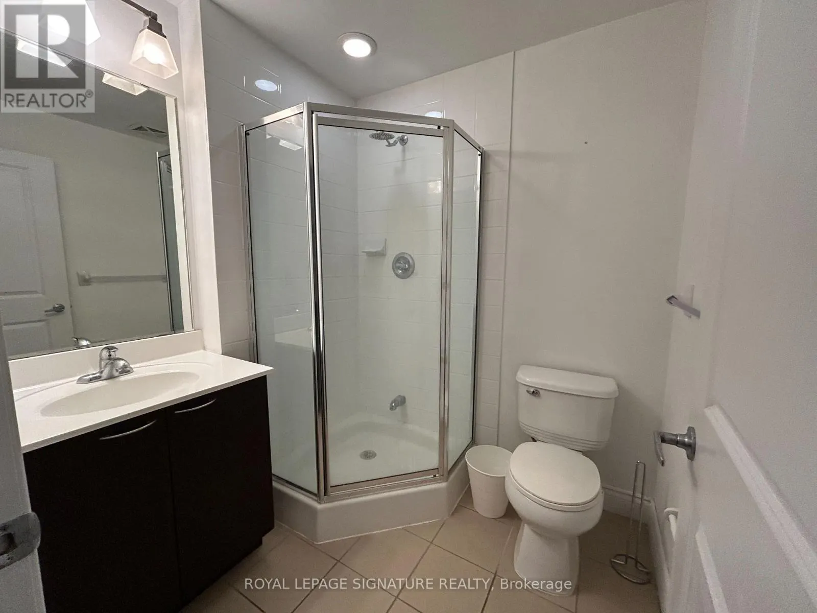 3005 - 385 PRINCE OF WALES DRIVE