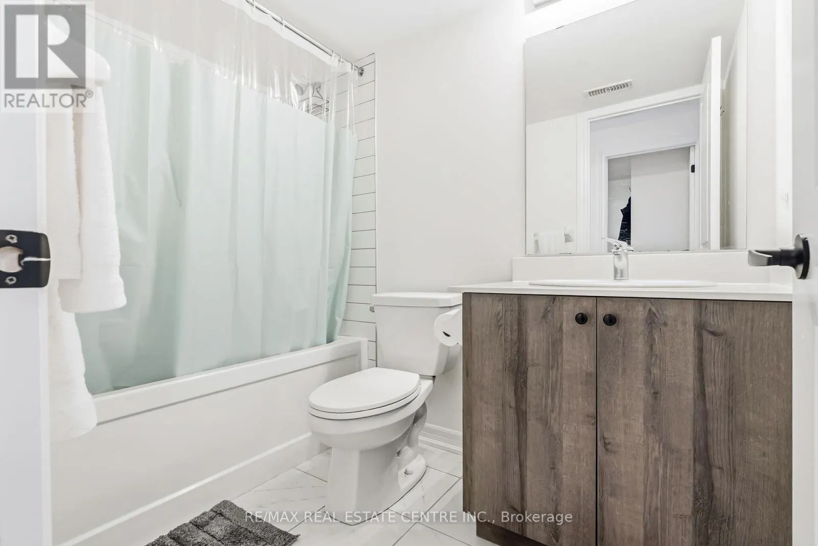 488 PARENT PLACE STREET