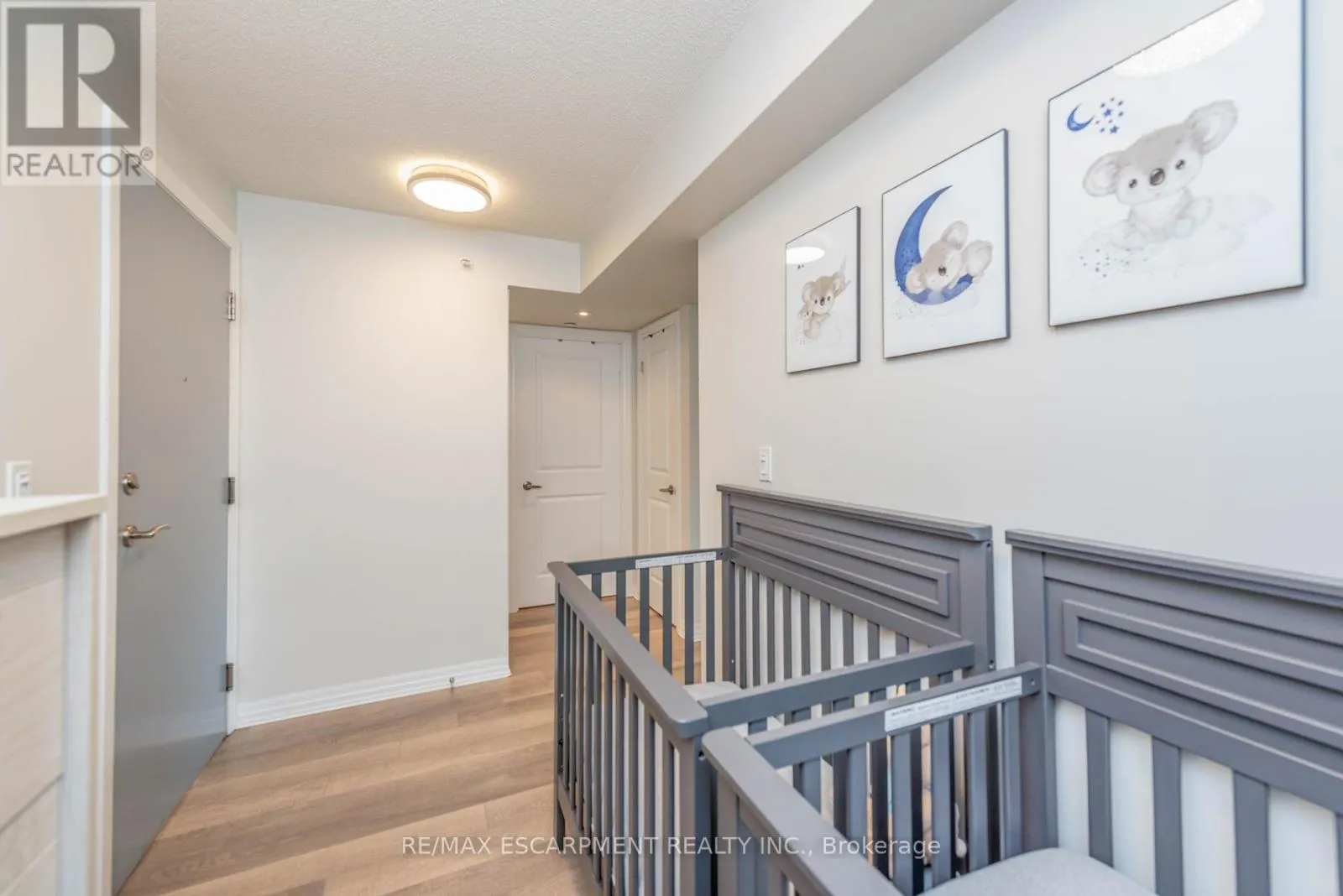 802 - 80 ESTHER LORRIE DRIVE