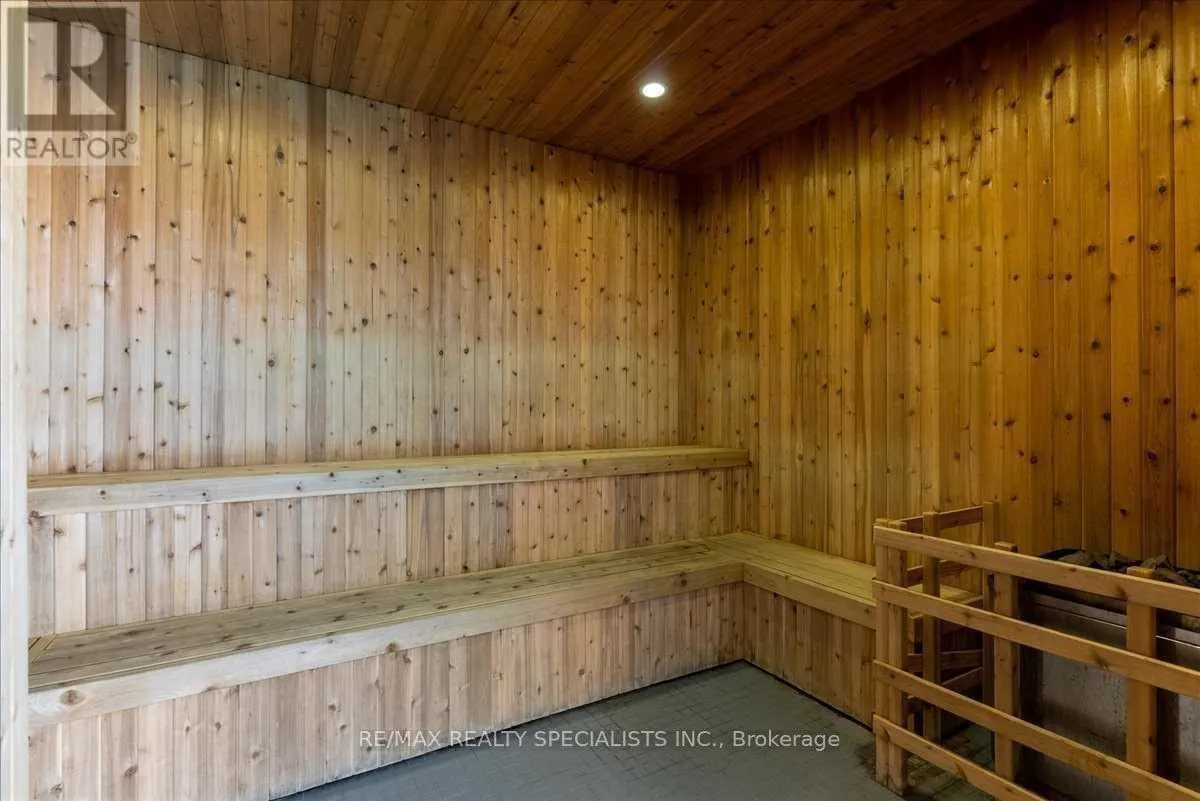 402 - 4011 BRICKSTONE MEWS