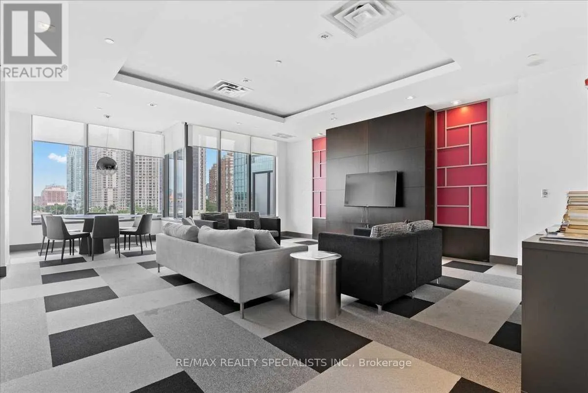 402 - 4011 BRICKSTONE MEWS