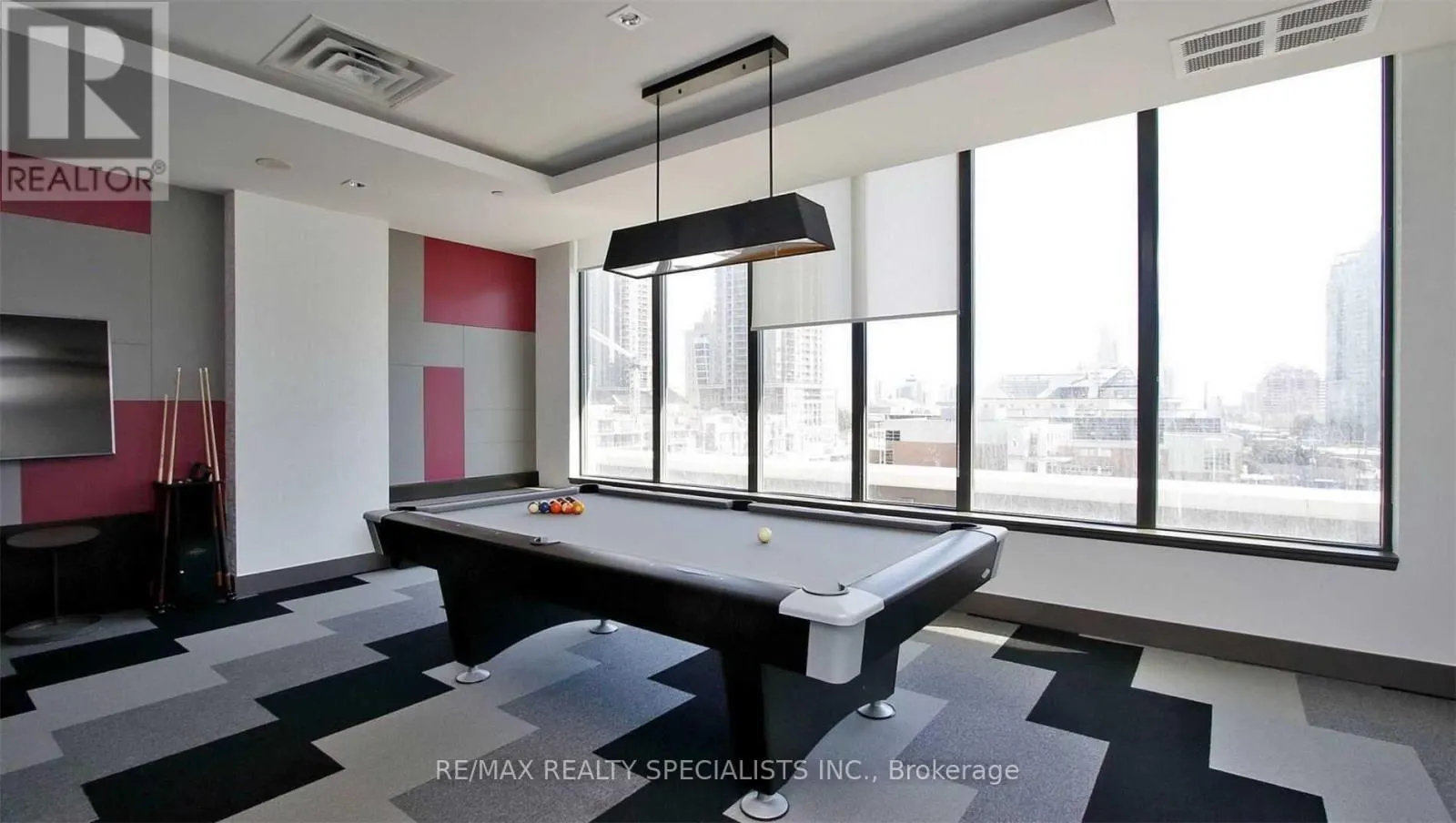 402 - 4011 BRICKSTONE MEWS