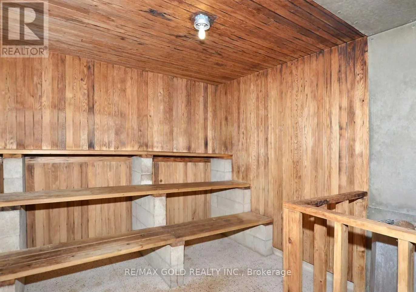 1603 - 390 DIXON ROAD