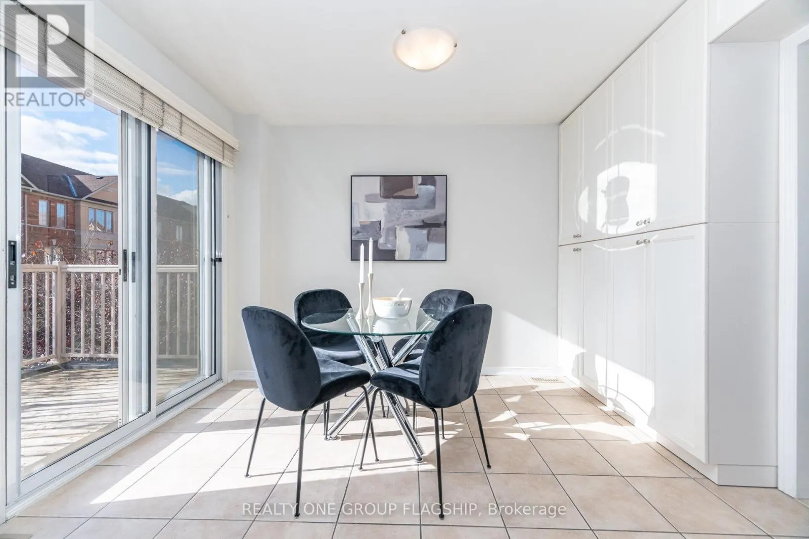 1082 FELICITY CRESCENT