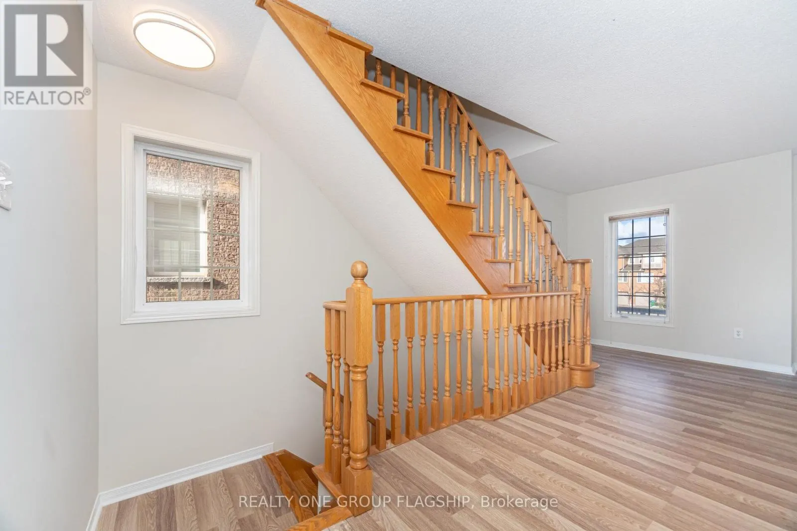 1082 FELICITY CRESCENT