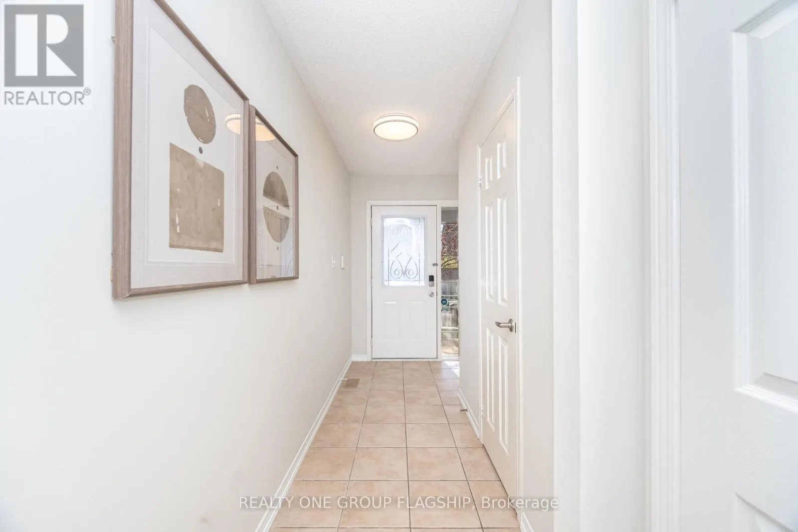 1082 FELICITY CRESCENT