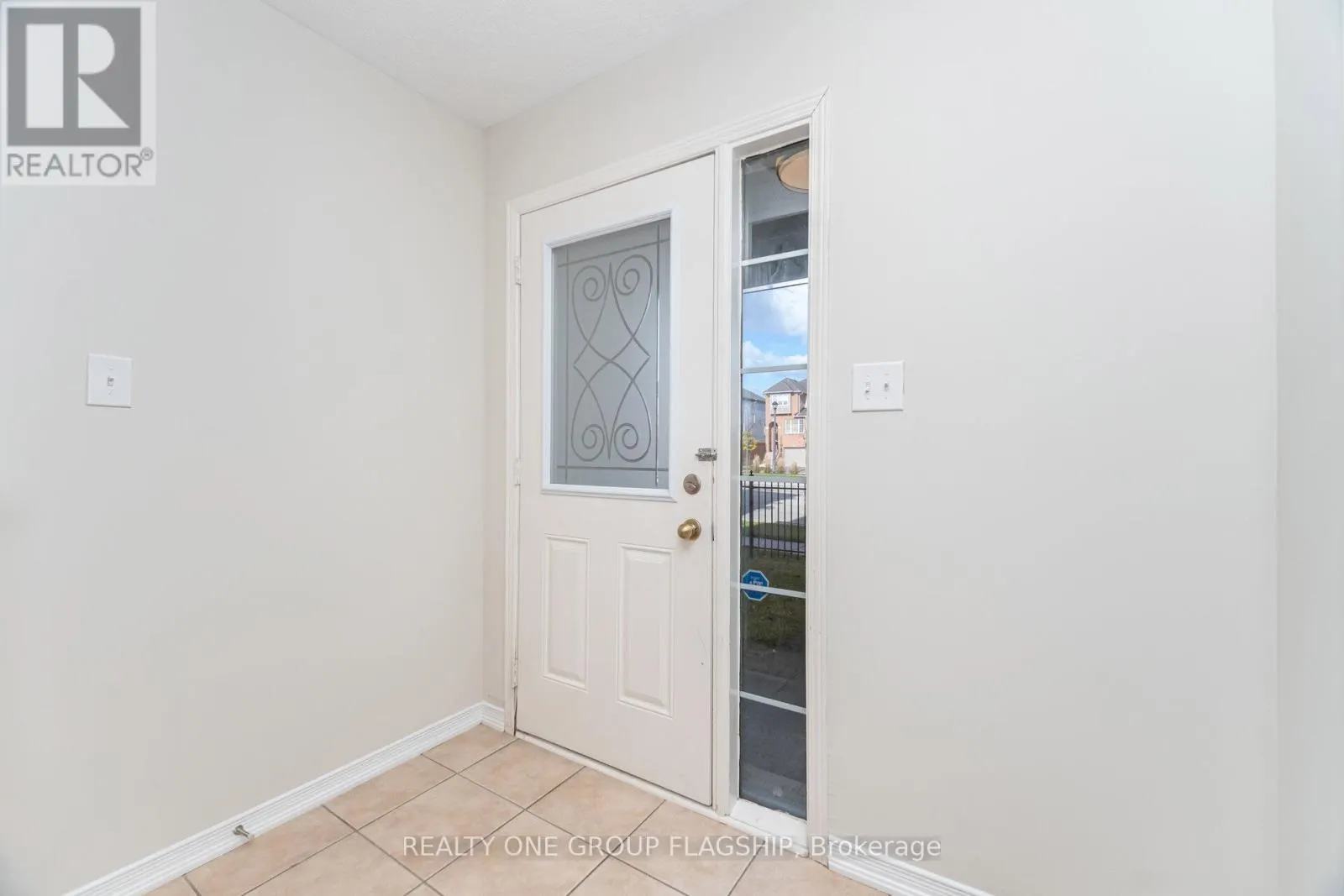 1082 FELICITY CRESCENT