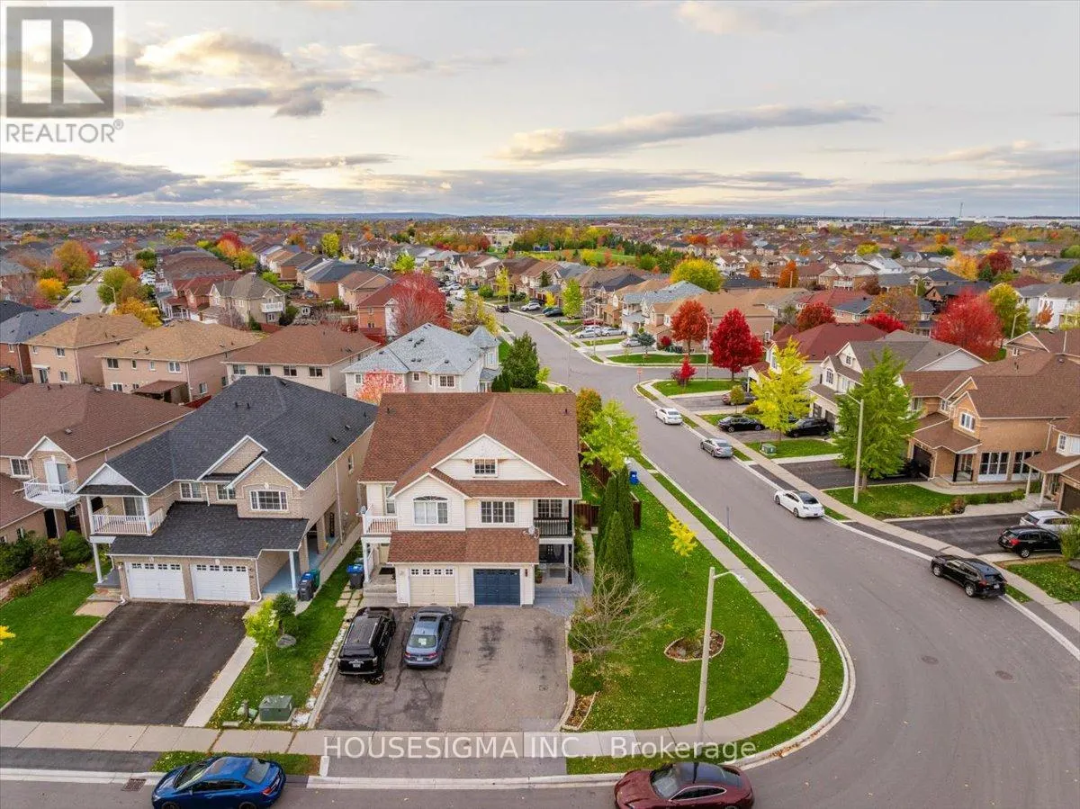 39 WEATHER VANE LANE