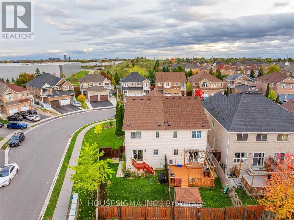 39 WEATHER VANE LANE