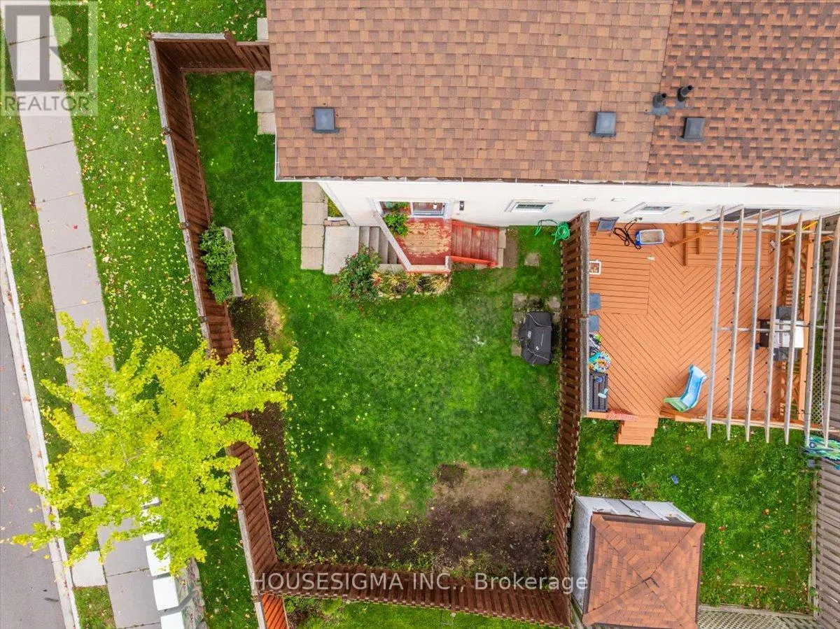 39 WEATHER VANE LANE