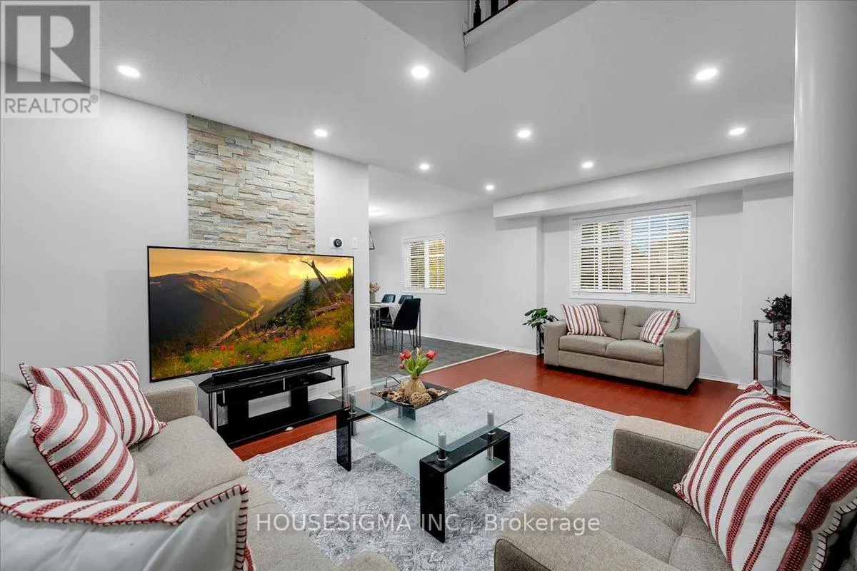 39 WEATHER VANE LANE