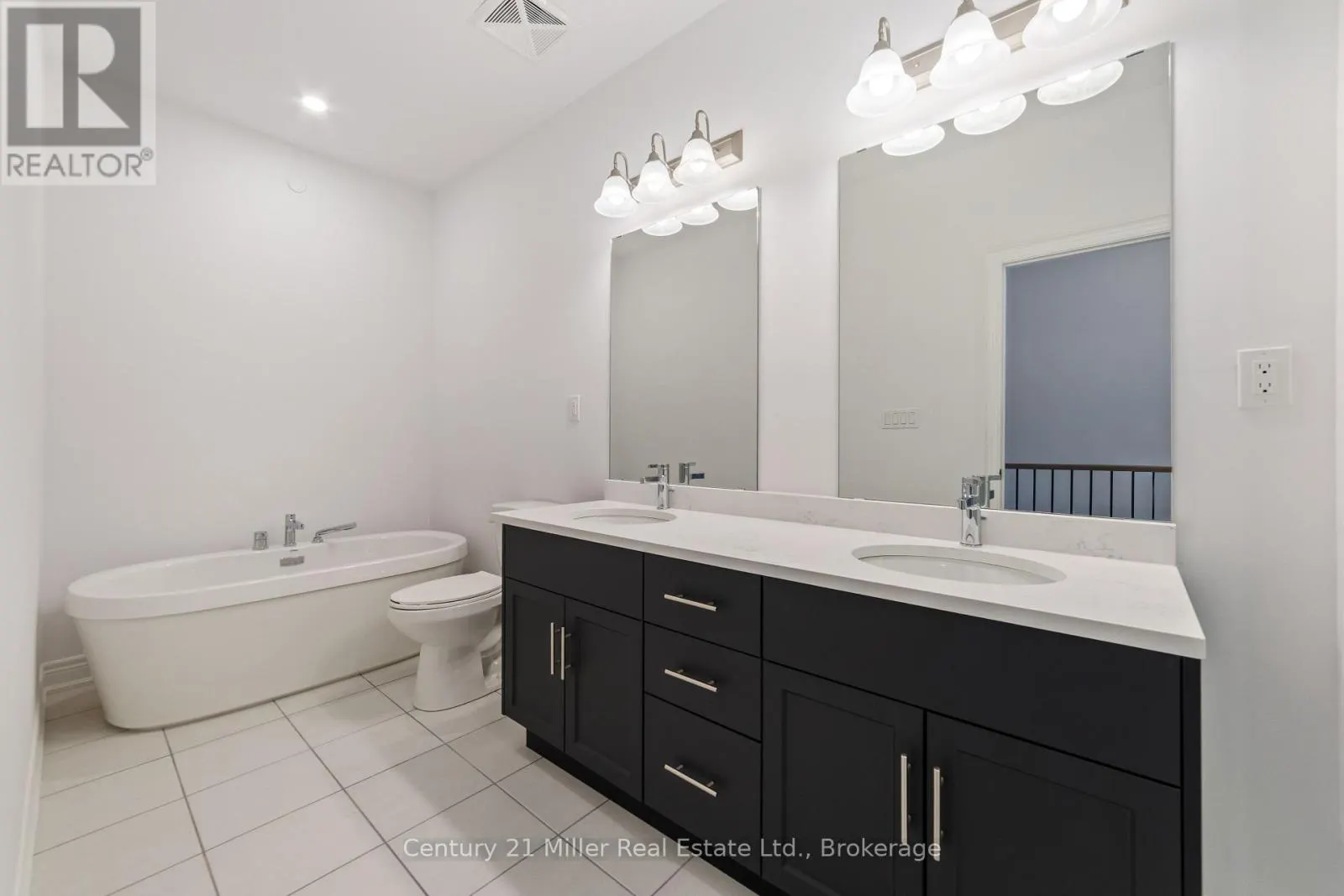 56 - 2150 TRAFALGAR ROAD #56