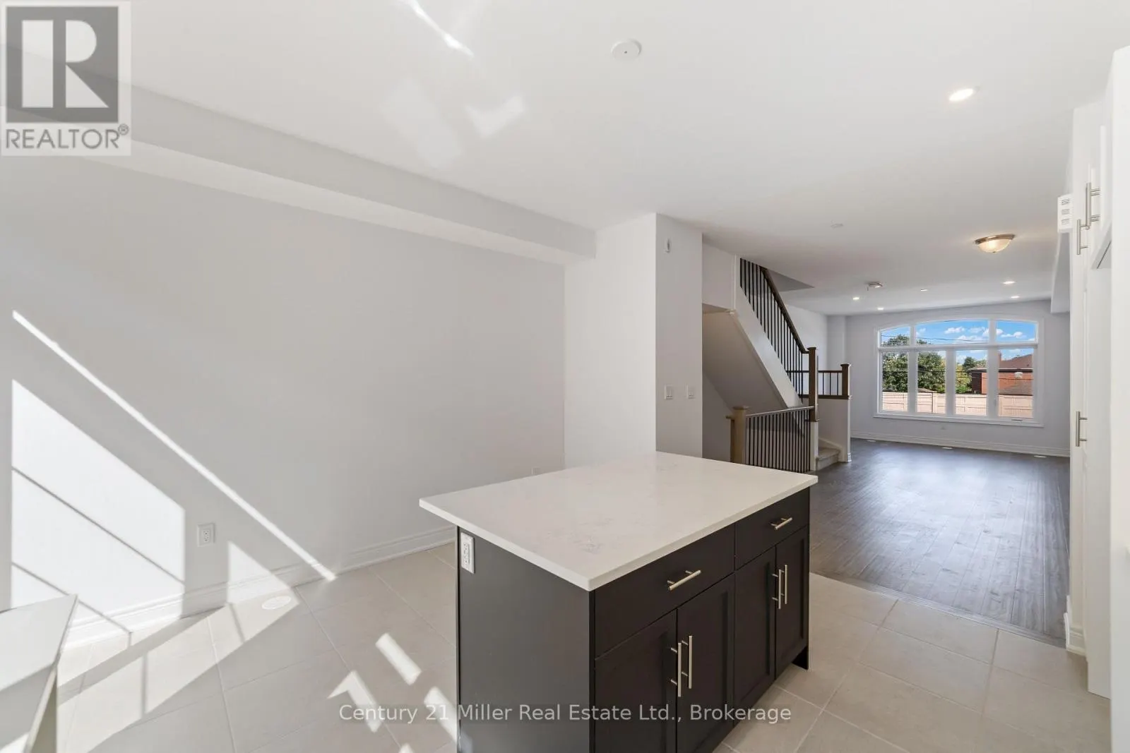 56 - 2150 TRAFALGAR ROAD #56