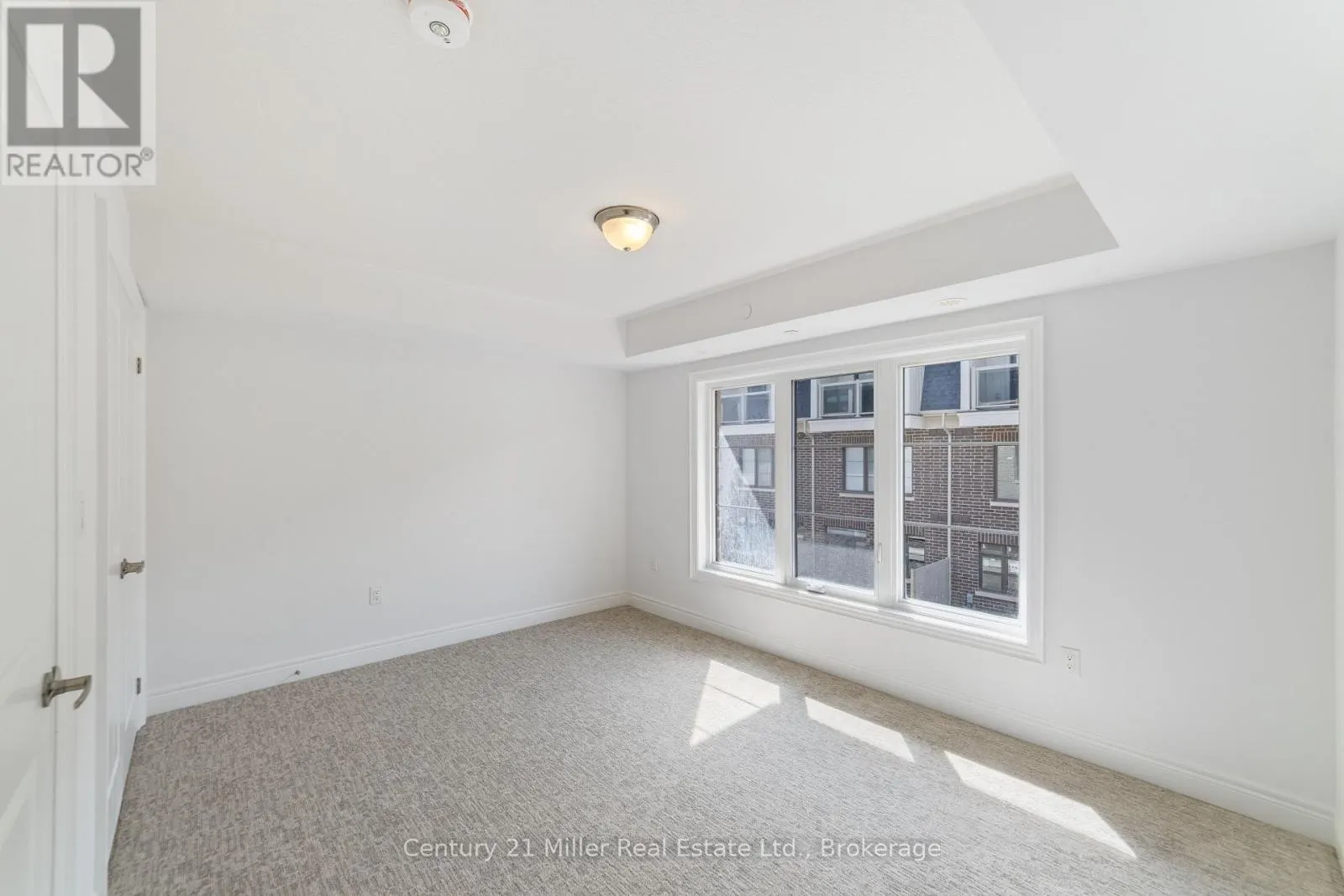 56 - 2150 TRAFALGAR ROAD #56