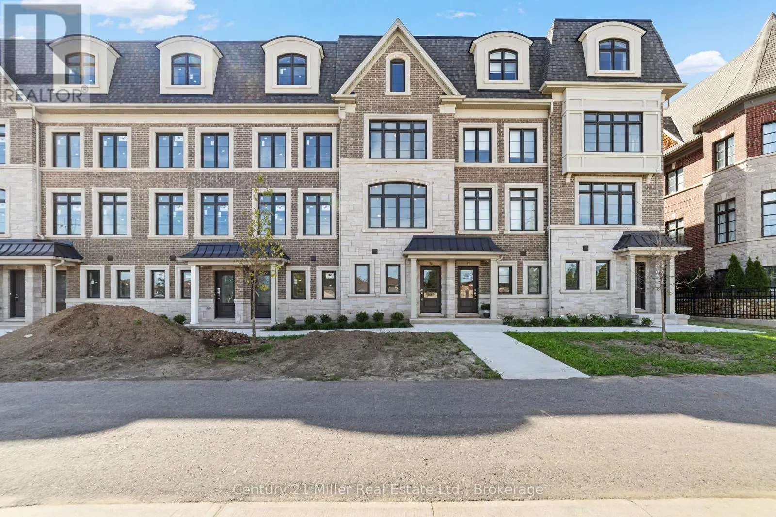 56 - 2150 TRAFALGAR ROAD #56
