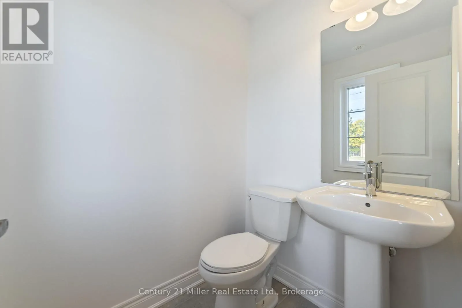 56 - 2150 TRAFALGAR ROAD #56