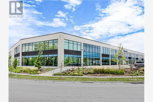 12 - 760 LAURENTIAN DRIVE