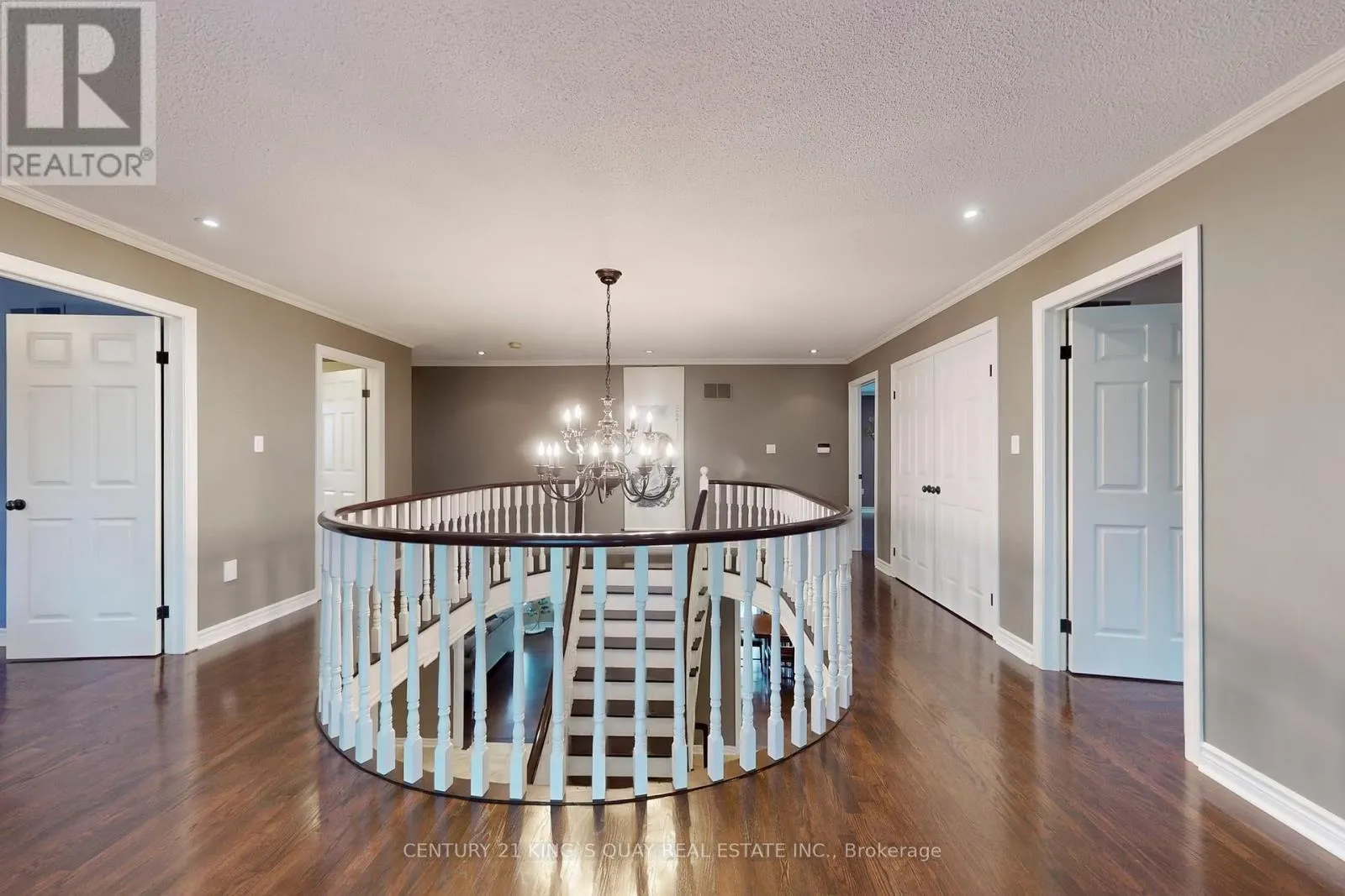 110 CRAWFORD CRESCENT