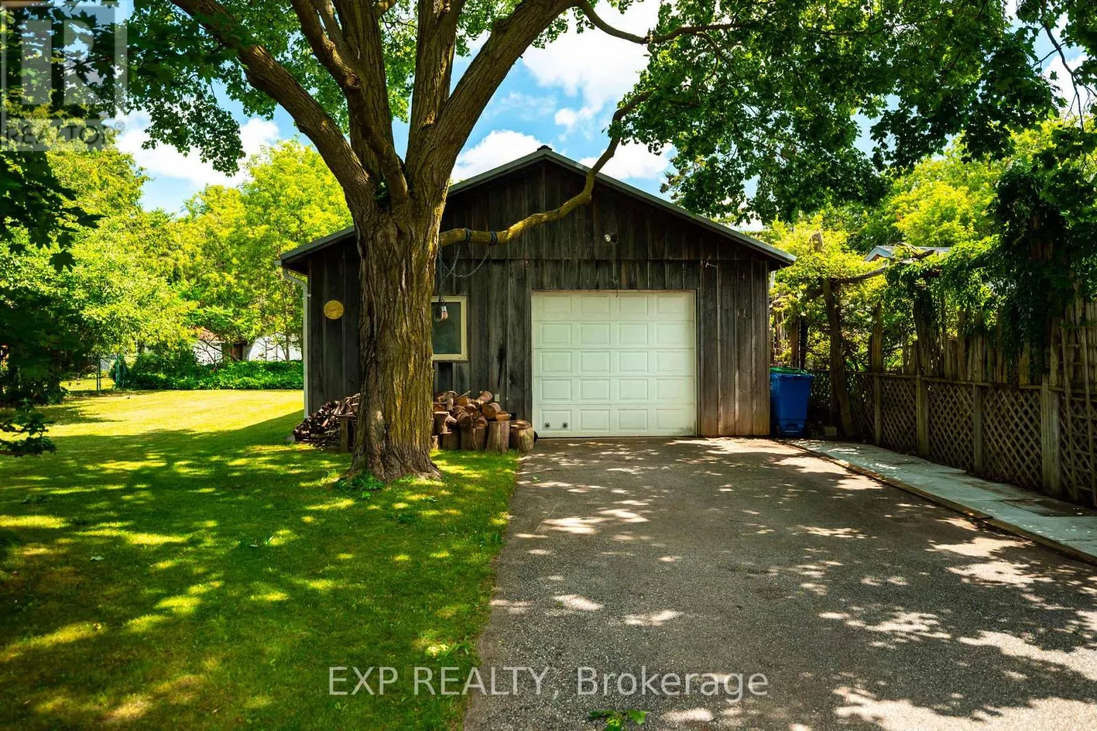 39 TOWNLINE