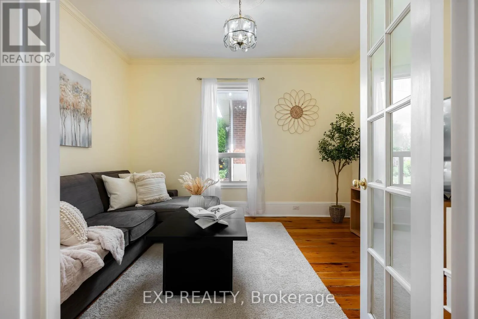 39 TOWNLINE
