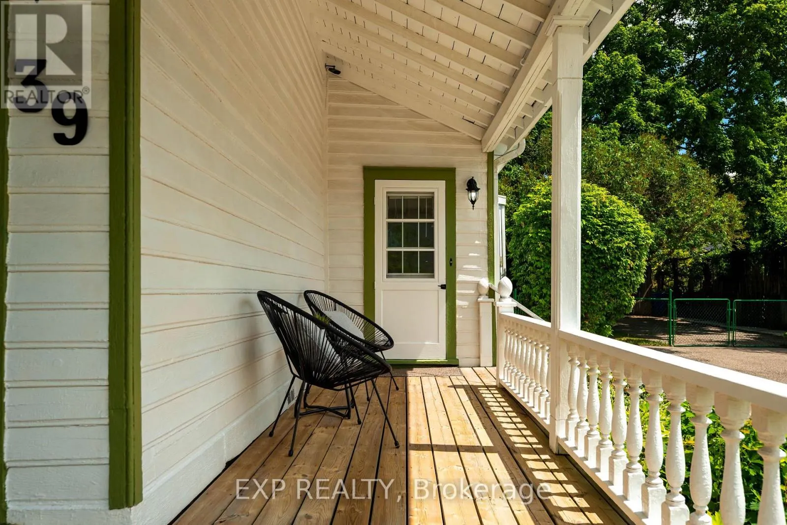 39 TOWNLINE