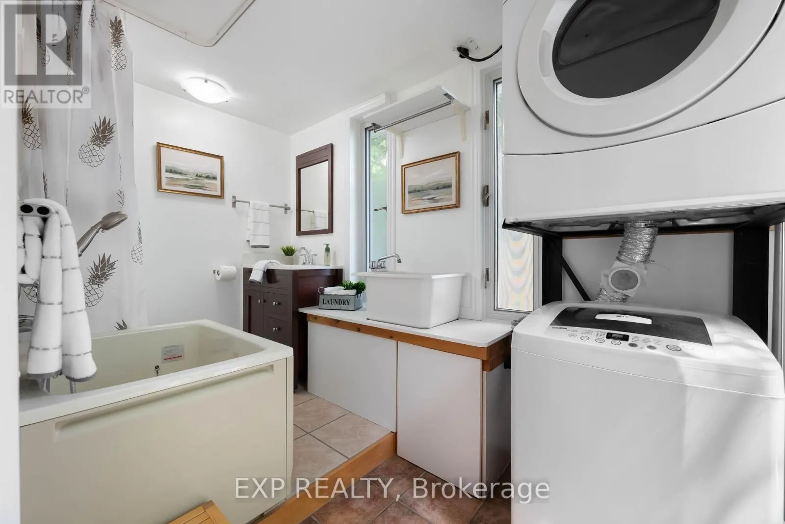 39 TOWNLINE