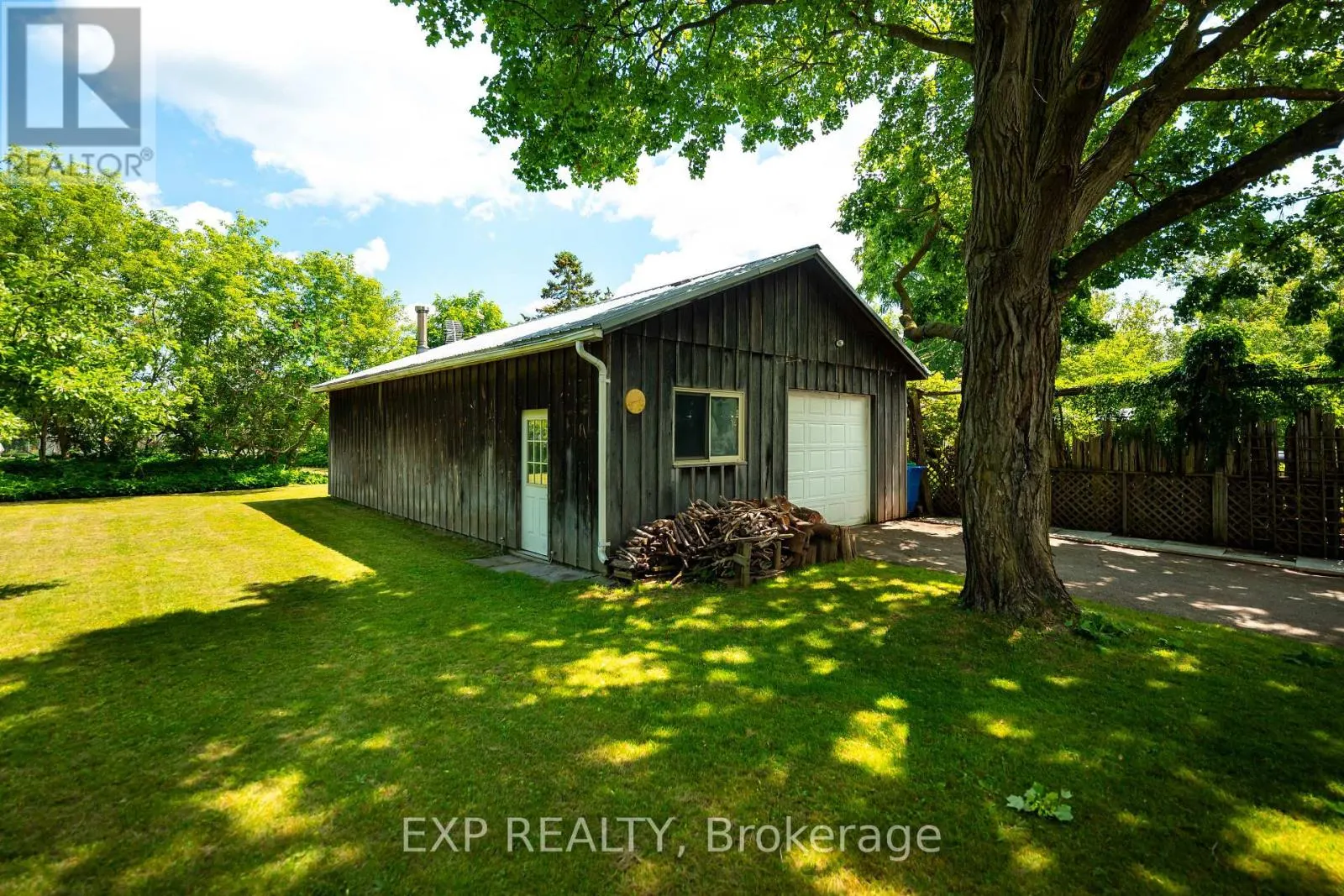 39 TOWNLINE