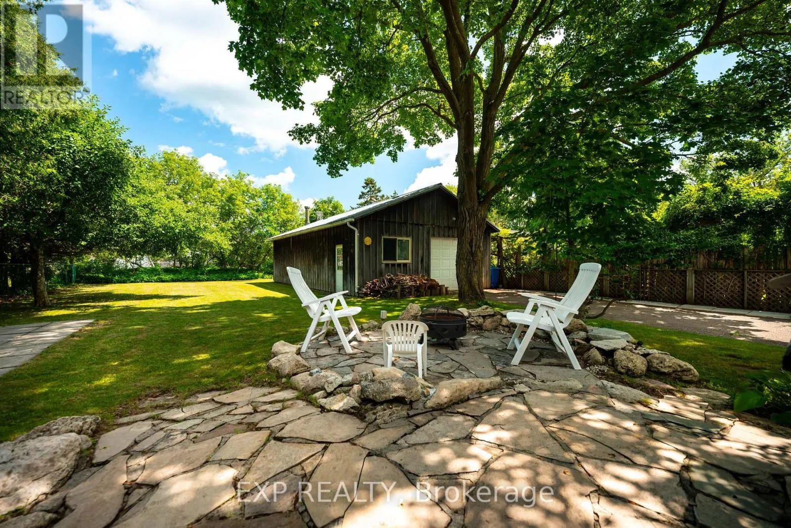 39 TOWNLINE
