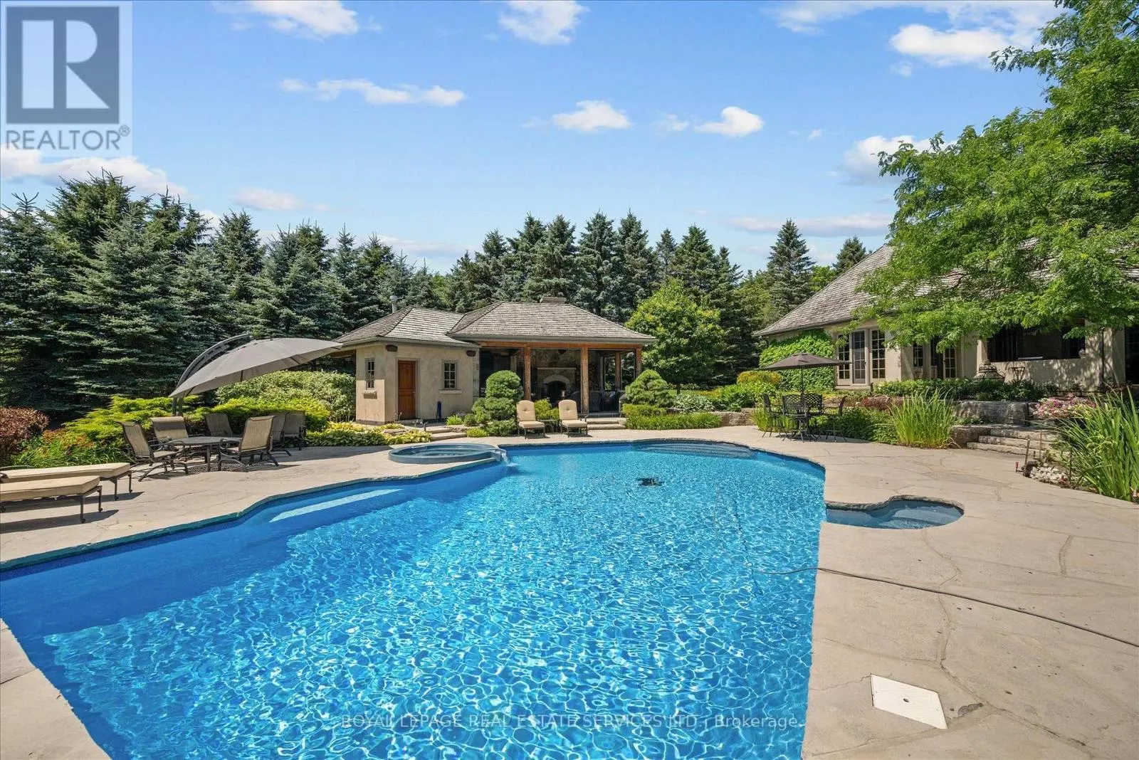 10090 PINEVIEW TRAIL
