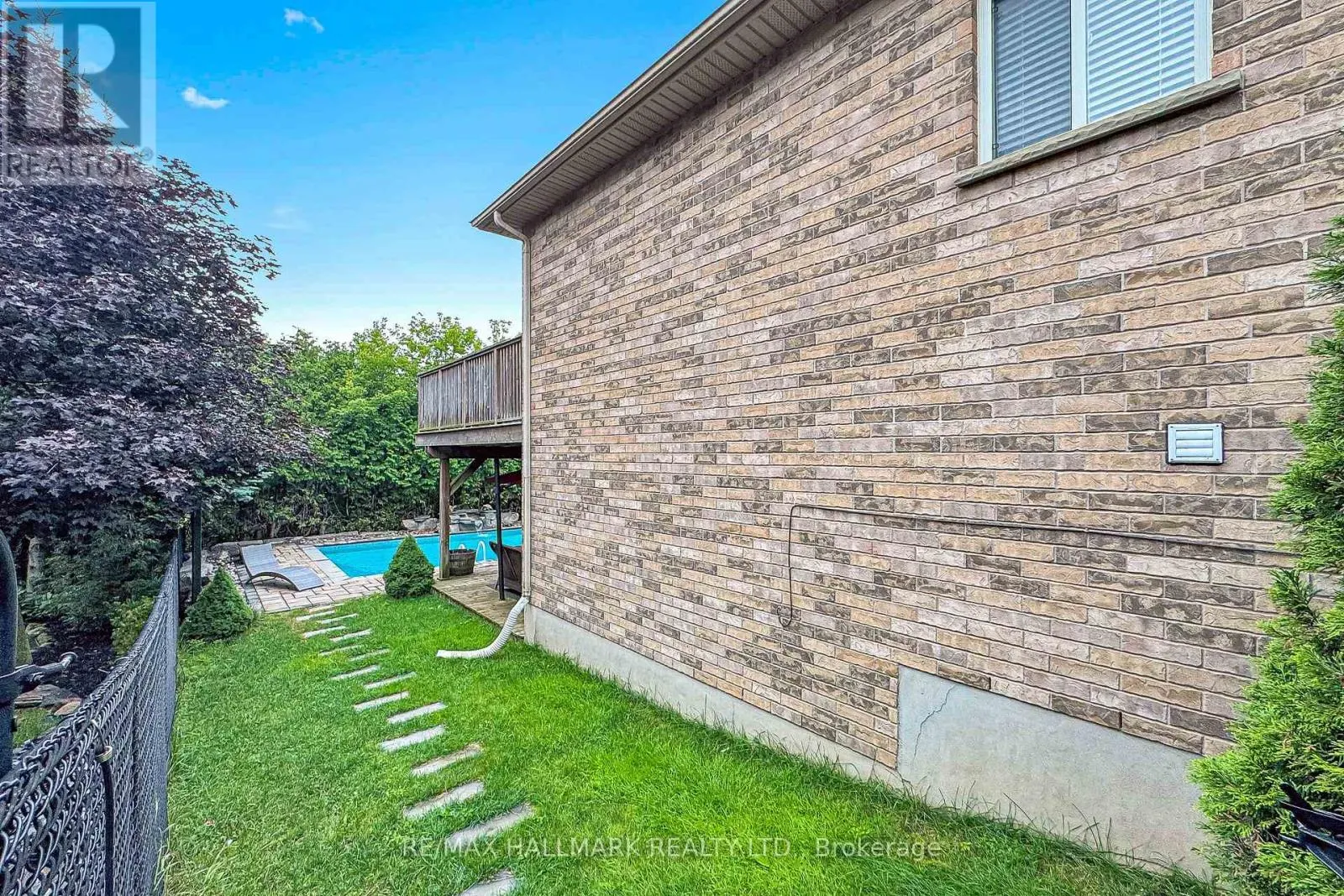 71 HUNTER ROAD