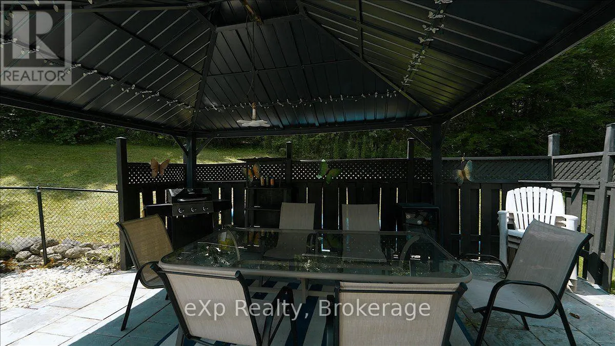 2039 BLACKLOCK STREET