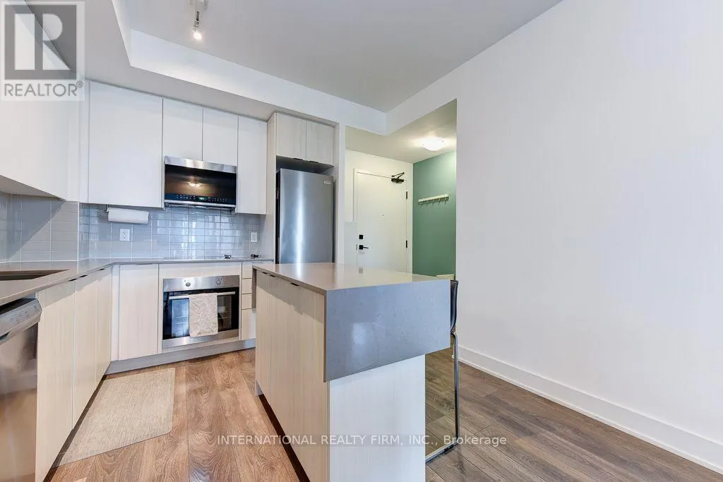 804 - 2481 TAUNTON ROAD