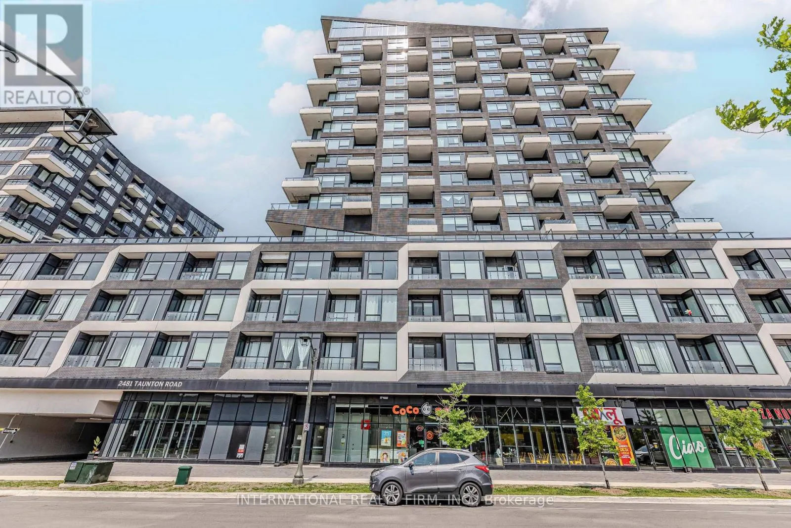 804 - 2481 TAUNTON ROAD