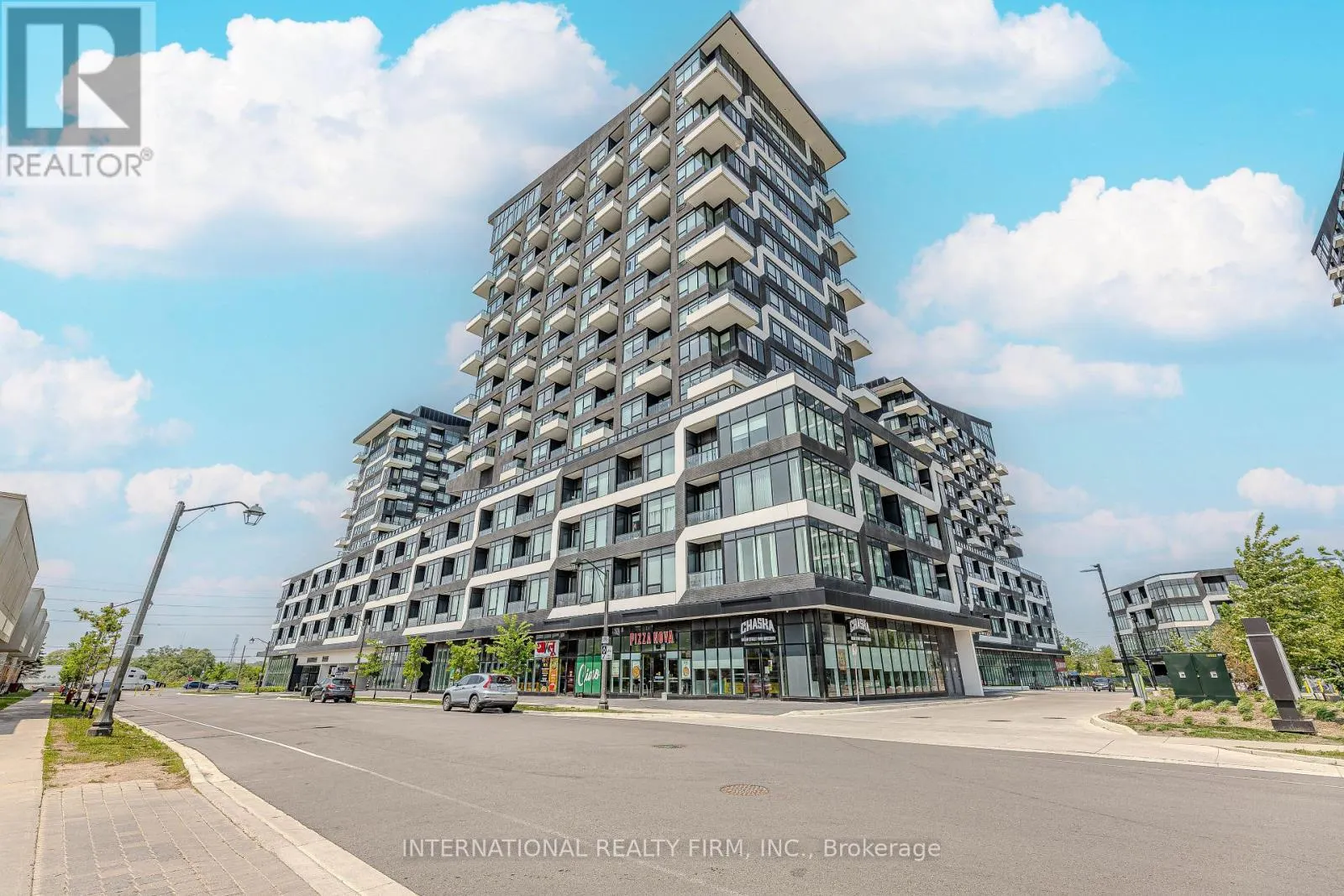 804 - 2481 TAUNTON ROAD