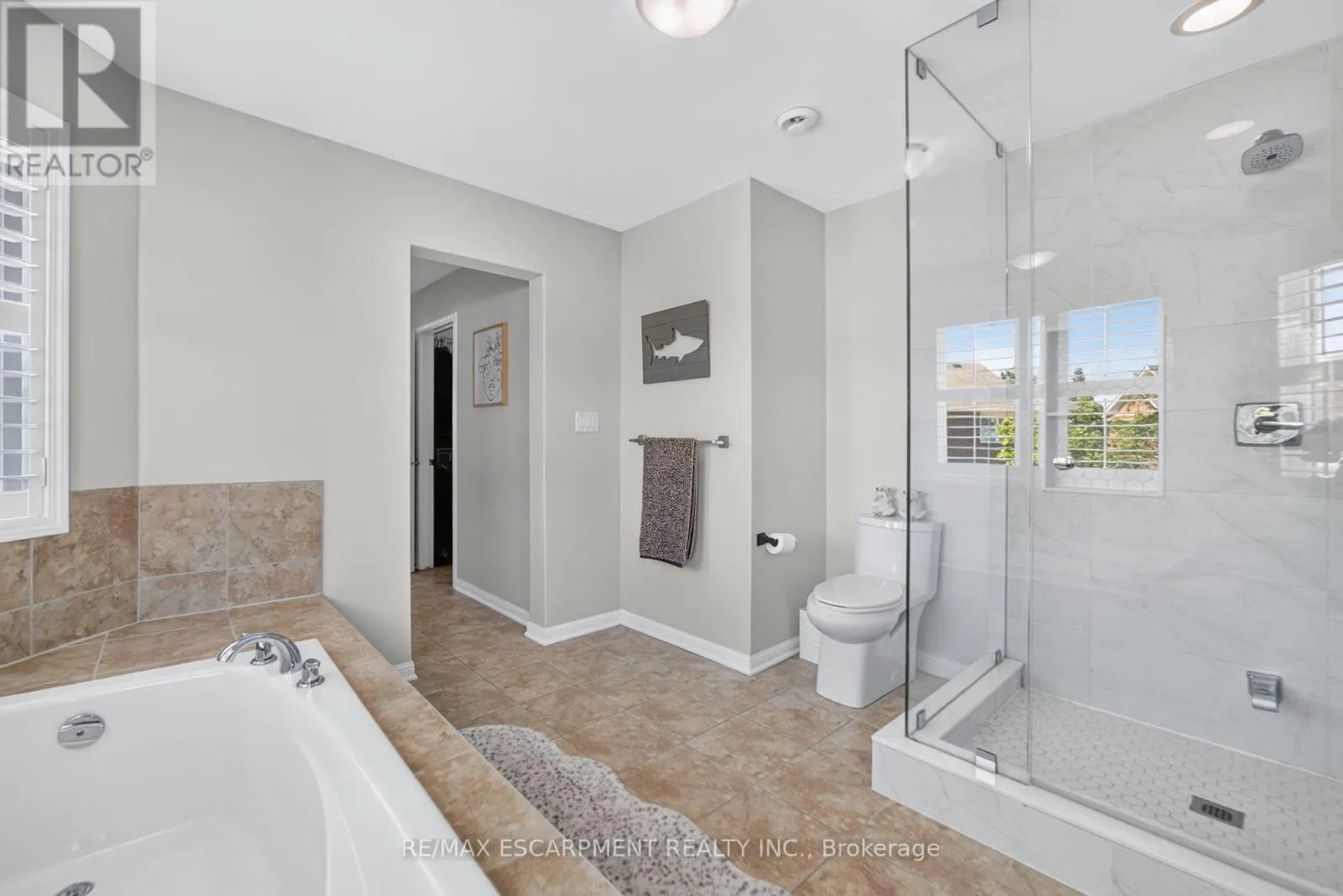 1533 MORSE PLACE