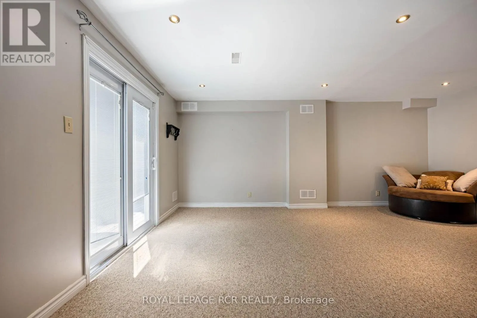 113 MEADOW DRIVE