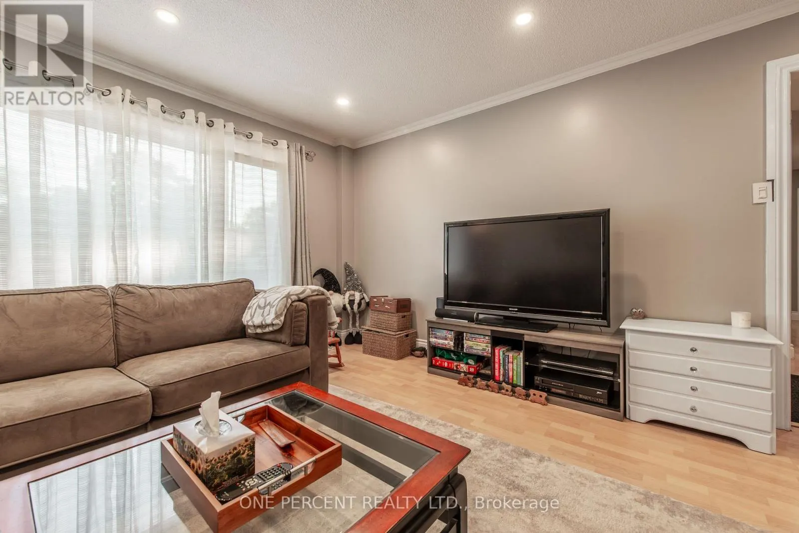 7 MORGANDALE CRESCENT