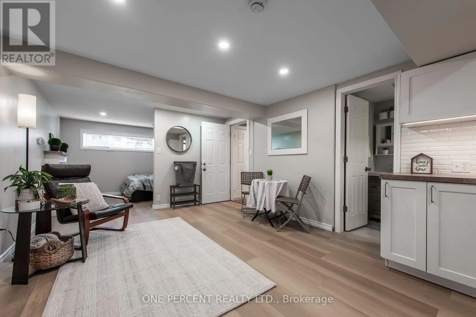 7 MORGANDALE CRESCENT