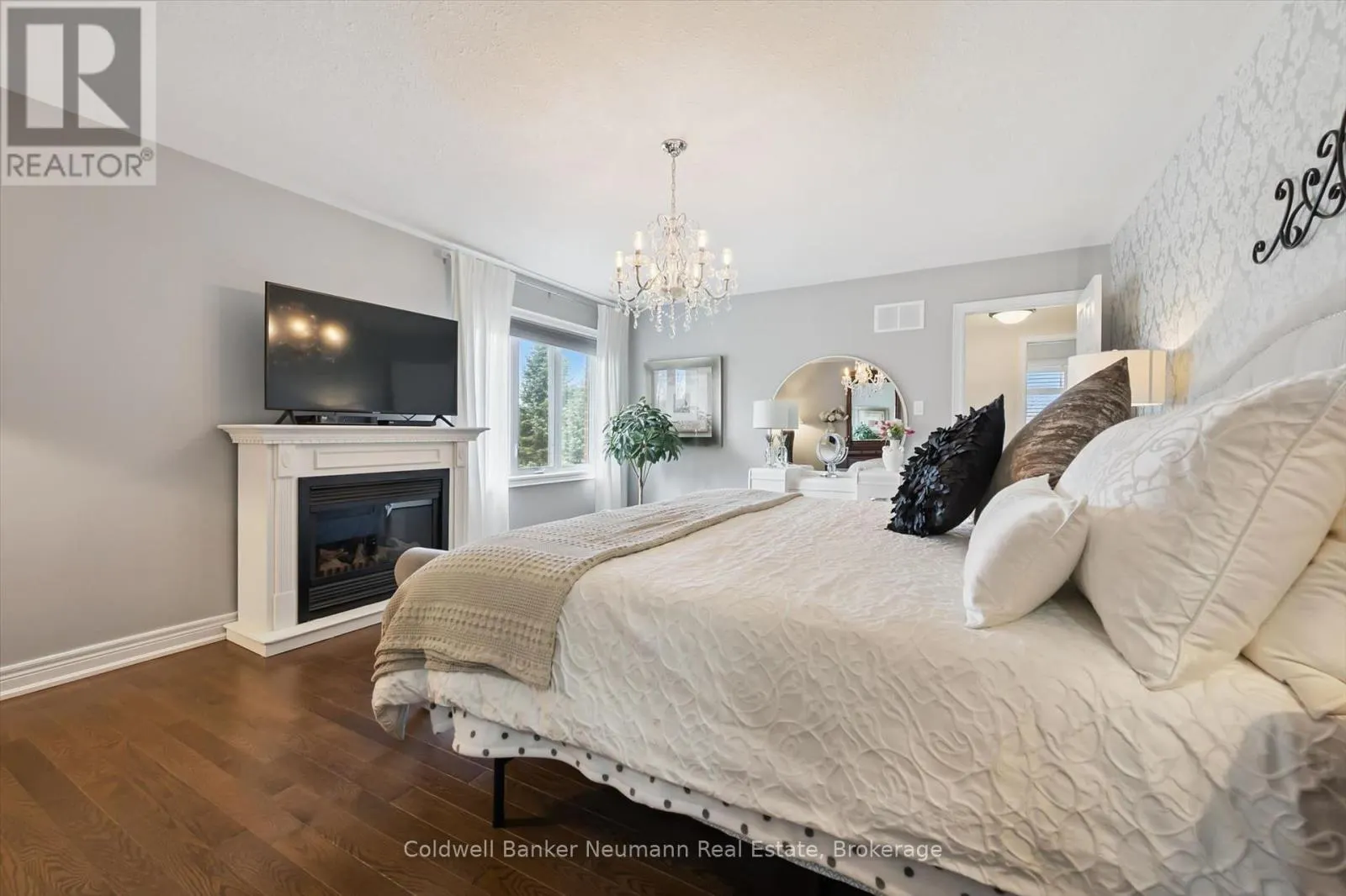 11370 TAYLOR COURT