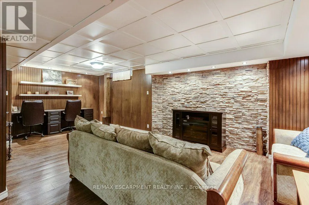2527 ANDOVER ROAD