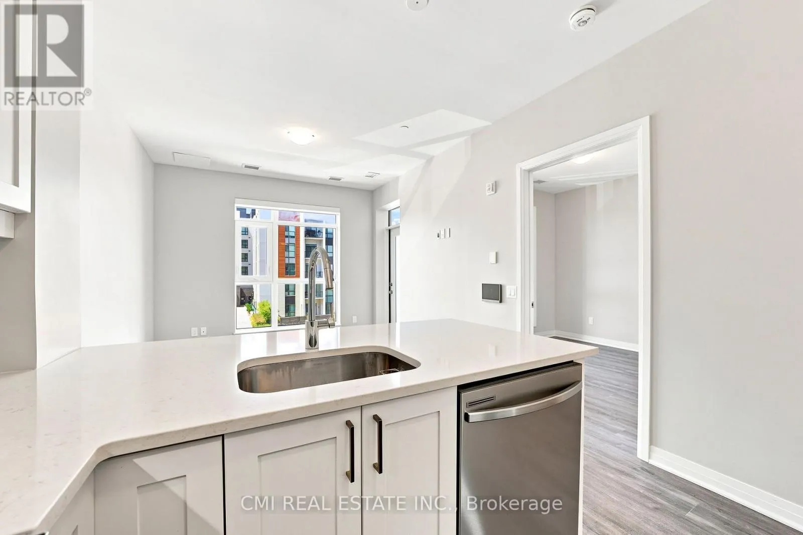 312 - 470 GORDON KRANTZ AVENUE