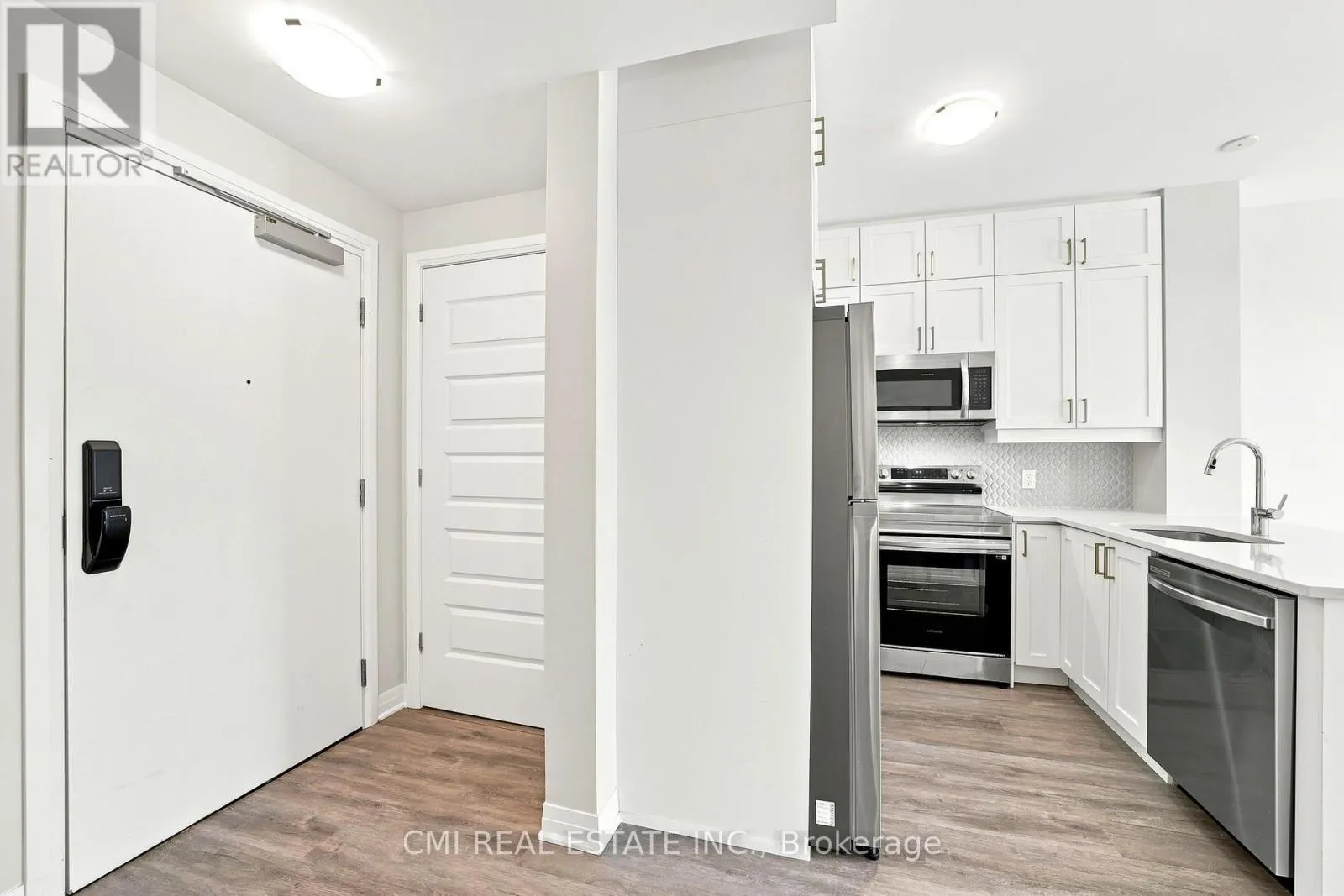 312 - 470 GORDON KRANTZ AVENUE
