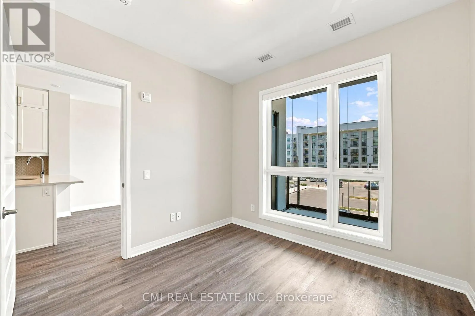 312 - 470 GORDON KRANTZ AVENUE