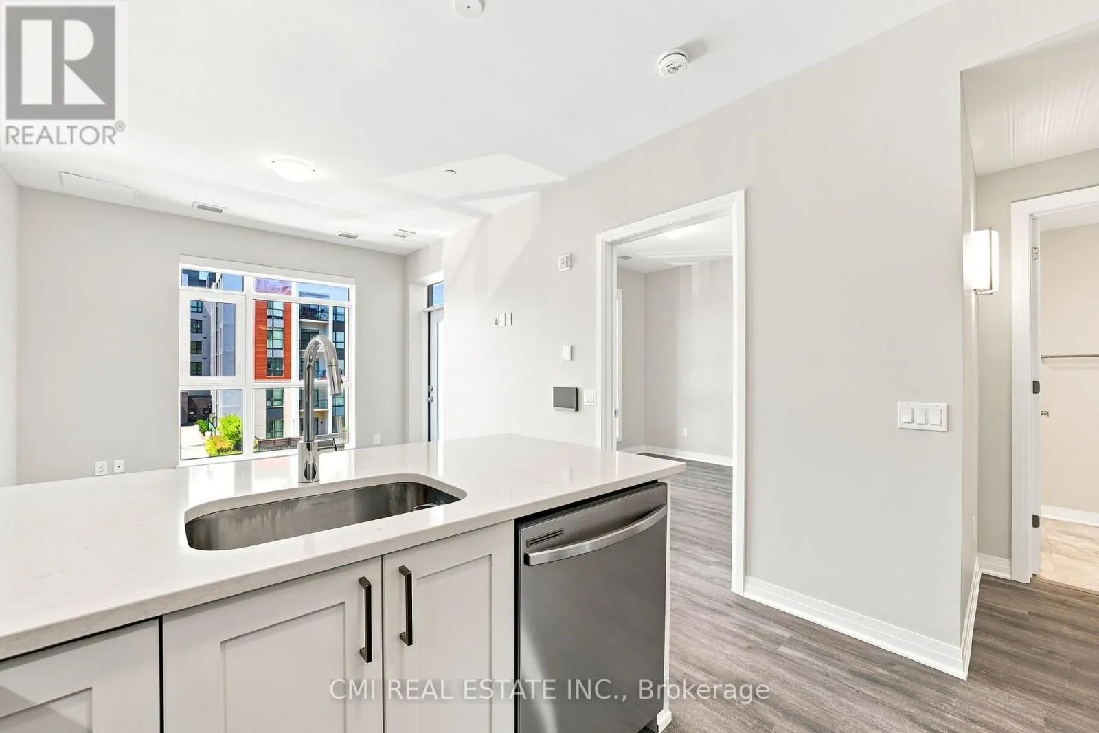312 - 470 GORDON KRANTZ AVENUE