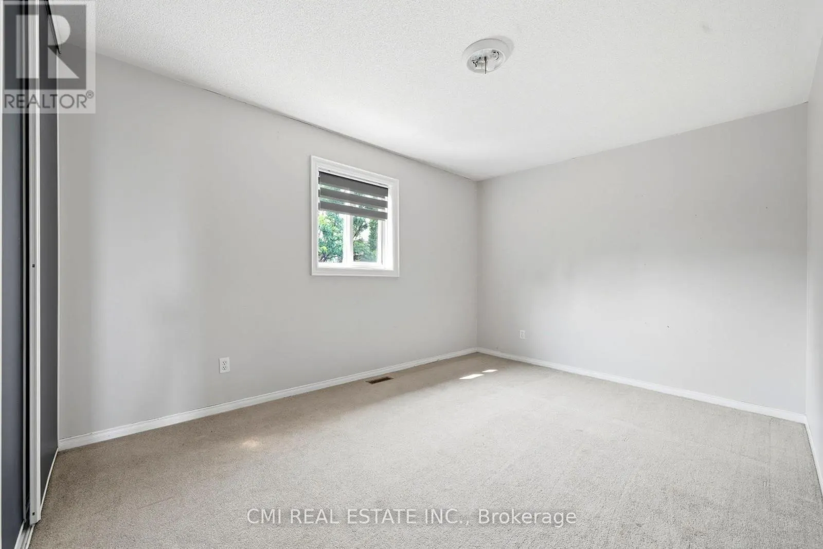 366 MARSHALL CRESCENT
